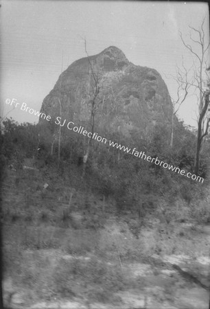 GLASSHOUSE MOUNTAIN  THE MOUNTAIN